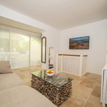 Villarama Saint Tropez Bagian luar foto